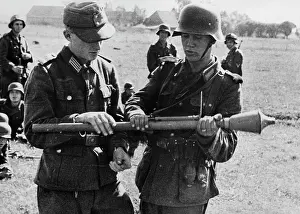 Instructs: Instruction in the Panzerfaust, 1944
