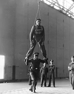 Padded: Instruction of paratroopers in the parachuting school in Ste