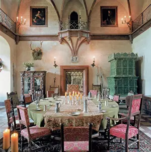 Clam: Interior of the castle Clam