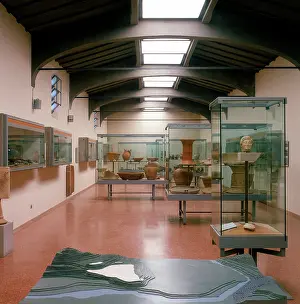Pompeo: Interior of the Museo Etrusco