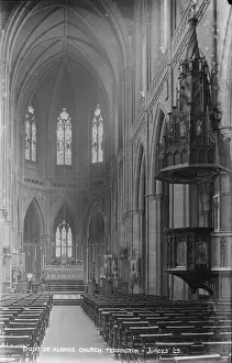 Albans: Interior of St. Albans Church