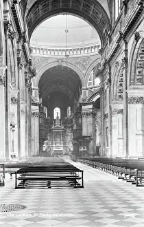Filtering: Interior of St. Paul's Cathedral