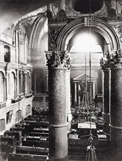 Synagoge: Interior of the synagogue in Przemysl
