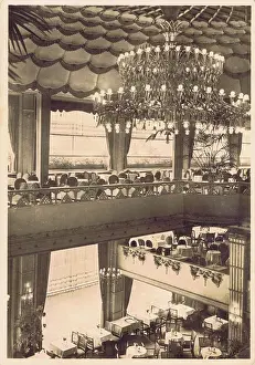 An interior view of the Cafs Am Zoo in Berlin, 1920s