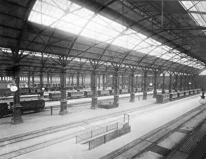 Terminus: Interior view of the Central Station in Munich, 1900