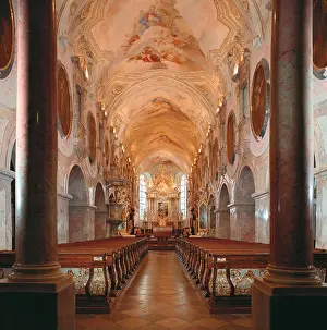 Geras: Interior view of the collegiate church