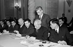 Minh: International Meeting of Communist and Workers