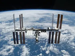 Modular: International Space Station in 2009. Photo ?