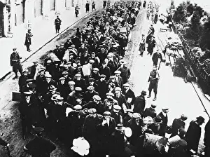 Interned: Interned aliens during World War I