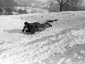 Toboggans: INTIMATE SLEDGE RIDE