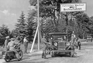 Annexation: Introduction of right-hand driving in Austria, 1938