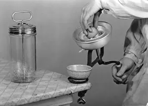 Maass: Invention