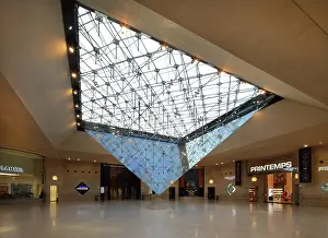 Carrousel: Inverted Pyramid, Carrousel du Louvre, Paris, France