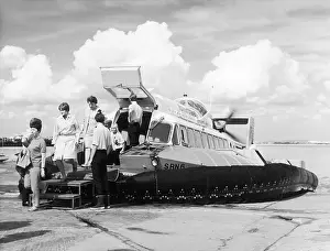 Hovercrafts: IOW HOVERCRAFT
