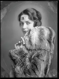 Wifes: Iphigenie Buchmann in a chinchilla coat