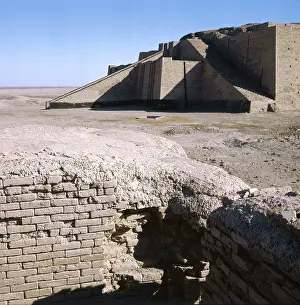 Ziggurat: IRAQ/UR
