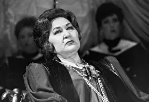 Yekaterinburg: Irina Arkhipova, 1992