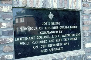 Trestle: Irish Guards Memorial plaque, Joe's Bridge