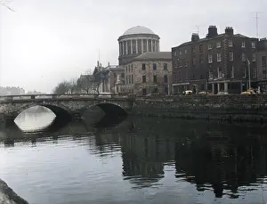 Liffey: IRISH LAW COURTS
