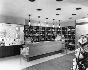 Gilbey: IRISH OFF LICENCE/1960S