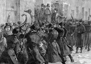 Rowdy: IRISH POLICE/CROWD SCENE