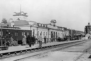 Trans: The Irkutsk railway station, 1904