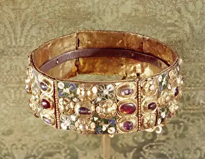 Gemstones: Iron crown of Lombardy