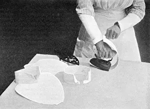 Collars: IRONING COLLARS