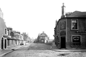 Irvine: Irvine, Montgomery Street 1904