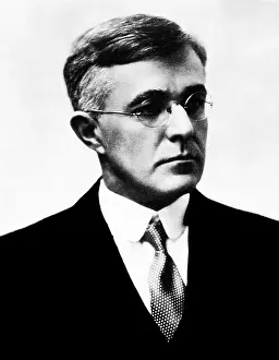 Incandescent: Irving Langmuir, American Chemist