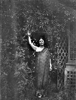 Isadora: Isadora Duncan