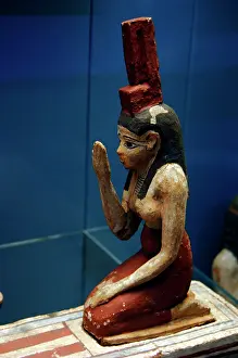 Kneel: Isis in mourning for Osiris. Egypt