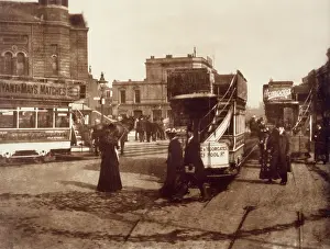Barry Norman Collection: ISLINGTON STREET SCENE