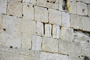Crack: Israel. Jerusalem. Western Wall. Detail