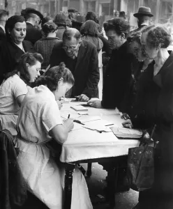 Rhine Westphalia: Issue of identity cards to bomb victims in Cologne, 1943