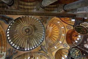 Aghia: Istanbul