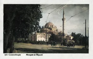 Bayezid: Istanbul, Turkey - Beyazit Square and Mosque