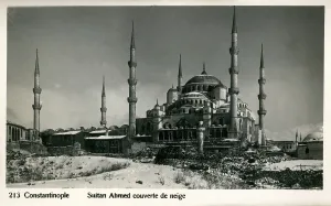 Sultanahmet: Istanbul, Turkey - Sultanahmet Mosque
