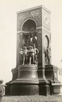 Kliment: Istanbul, Turkey - The Turkish Republic Monument