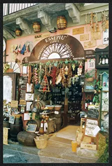 Nicola Swann: ITALIAN SHOP FRONT