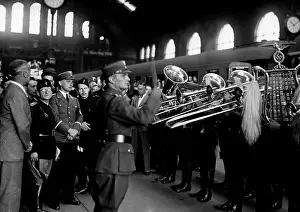 Harp: Italian student delegation in Berlin, 1938