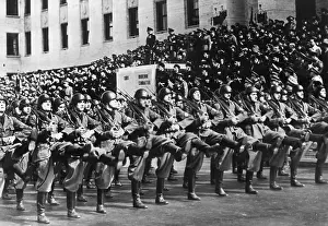 Romano: Italian students parade before Mussolini, 1940