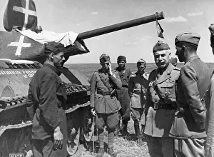 T 34: Italian troops on the Eastern Front, 1942