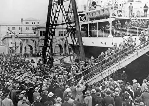 Struggles: Italian troops in Genoa, 1935/36
