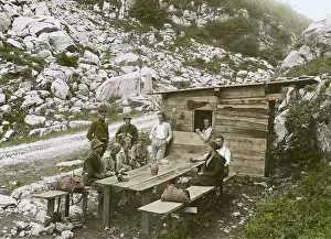 Dolomite: Italien Alpini and Austrian border guards at