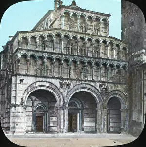 1063: Italy - Lucca Cathedral