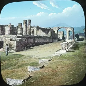 Cnetury: Italy - Pompeii - The Basilica -