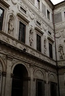 Illusion: Italy. Rome. Spada's Palace