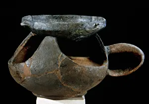 Stove: Italy. Sardinia. Nuragic civilization. Ceramic stove used fo