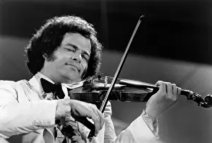 Itzhak: Itzhak Perlman, ca. 1970s?